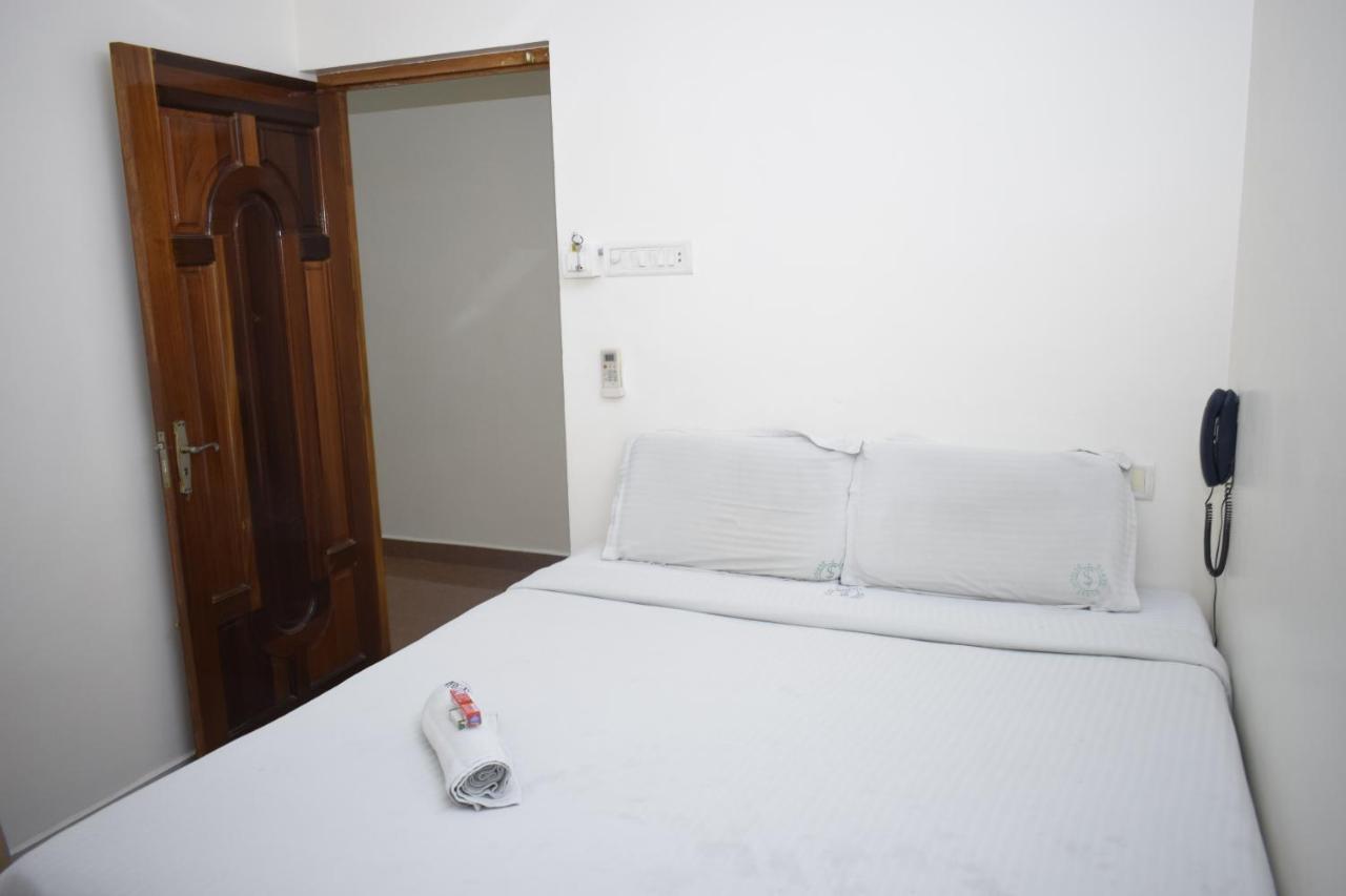 פונדיצ'רי Sakthi Guest House מראה חיצוני תמונה